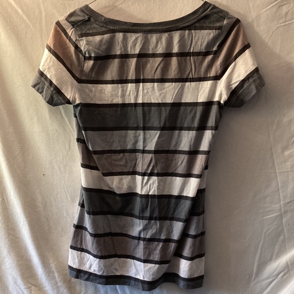 Mossimo casual tee - Picture 4 of 4